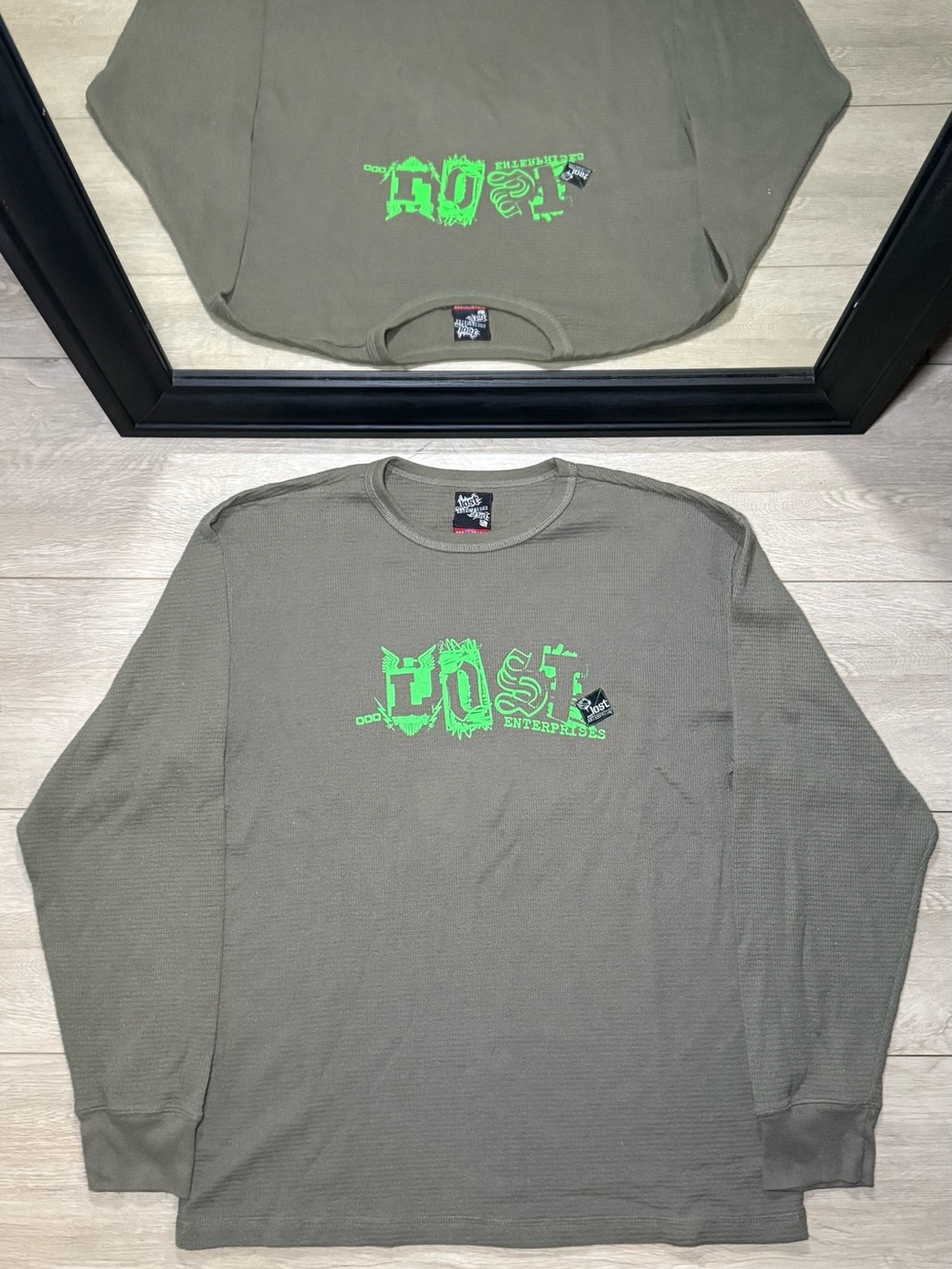 Vintage 1990s …Lost Enterprises SpellOut Graffiti Waffle Knit Thermal LongSleeve